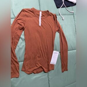 Lululemon Athletica Orange Long Sleeve Fitted Ribbed Tee